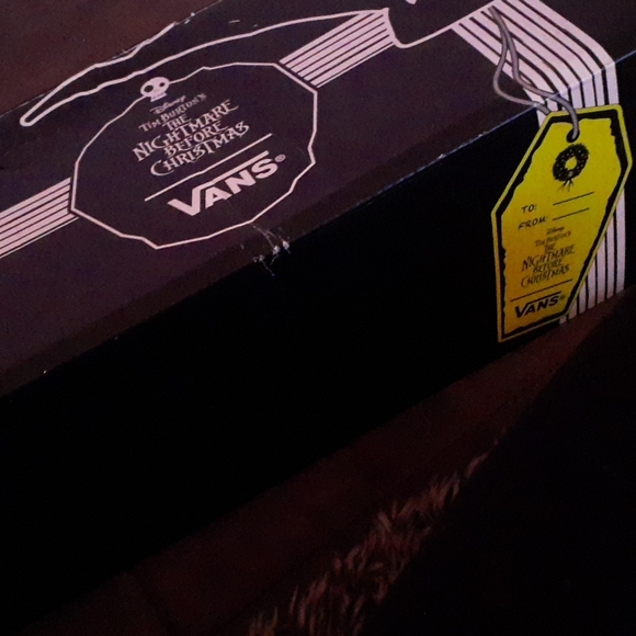 Shoes - Picture 2 of 4